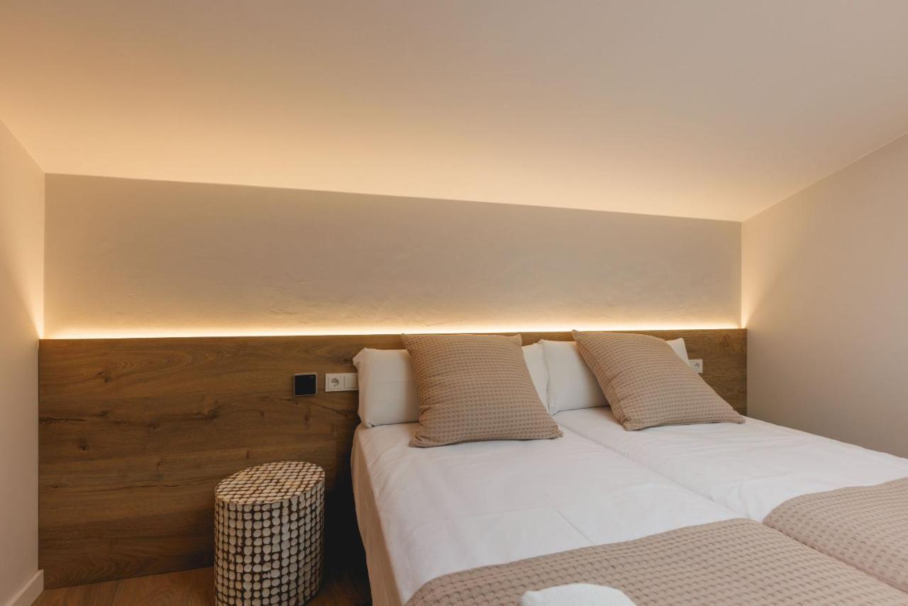 Bravissimo Cort Reial Duplex, Spacious With 3 Bedrooms Херона Екстериор снимка
